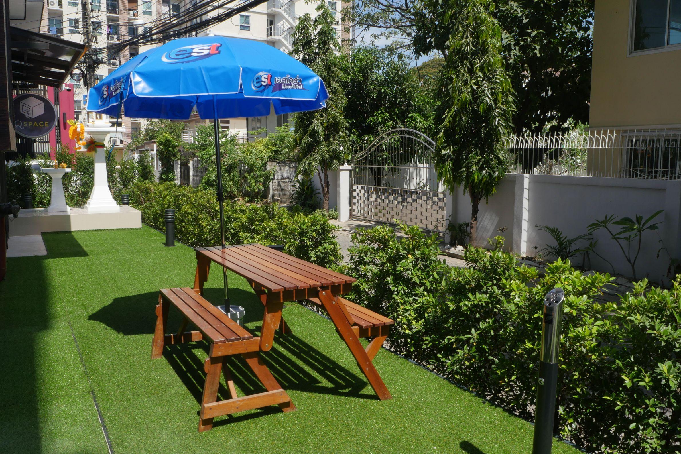 Q Space Residence Bangkok Ngoại thất bức ảnh